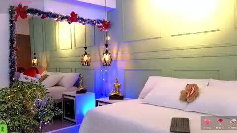 Kat online show from 4, 12, 2025