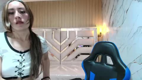 Katalina  online show from 24, 4, 2026