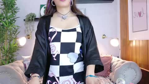 katalinalee_ online show from 9, 6, 2026
