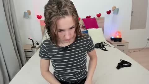 kate_redgar online show from 12, 2, 2026