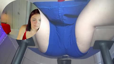 Snapshot of kate_roose chatting on 23, 11, 2025 kate_roose online show from 23, 11, 2025