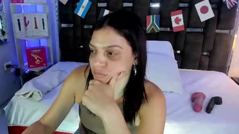 Snapshot of kate_roose chatting on 8, 7, 2026 kate_roose online show from 8, 7, 2026