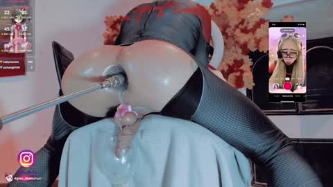 Snapshot of kate_yoshy chatting on 5, 1, 2025 kate the pink girl online show from 5, 1, 2025