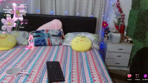 Snapshot of kateangelly chatting on 16, 10, 2025 kateangelly online show from 16, 10, 2025