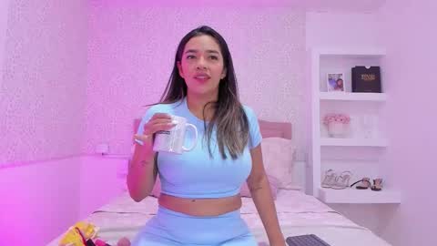 Kate Boisson online show from 28, 11, 2025