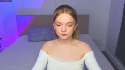 katebunnys online show from 18, 4, 2026