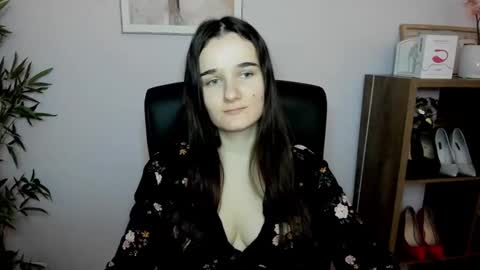 Kate  online show from 8, 2, 2025