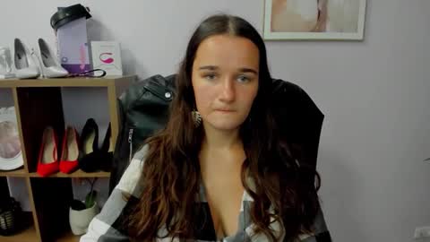 Kate  online show from 15, 9, 2025