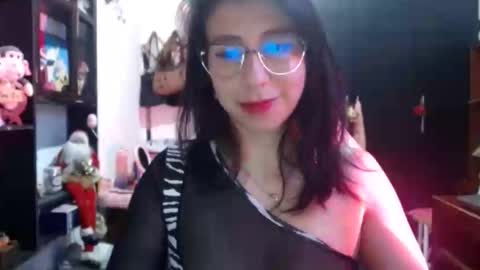 Snapshot of kateeen18 chatting on 17, 5, 2026 Kateeen18 online show from 17, 5, 2026