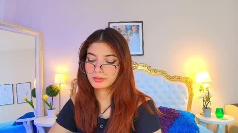 katee Martinez online show from 24, 9, 2025