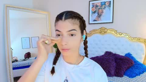 katee Martinez online show from 22, 4, 2026