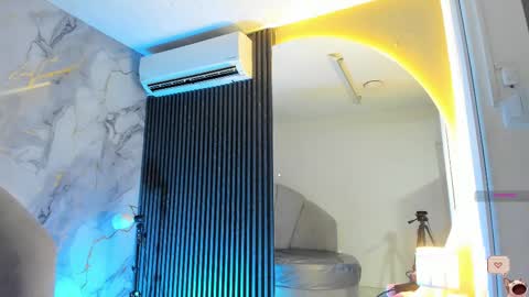 Im Katherine but call me Kate  online show from 8, 3, 2025