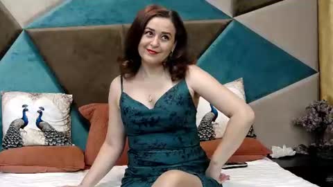 KateQueenston --  online show from 11, 7, 2026