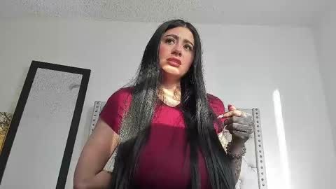 love meeee online show from 24, 4, 2026