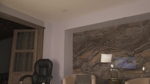 K A T E  online show from 7, 10, 2025