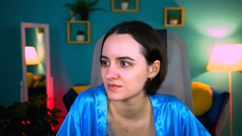 katewillows online show from 15, 2, 2026