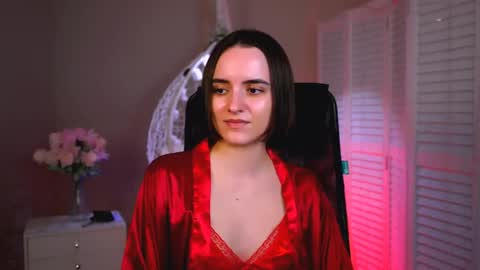 katewillows online show from 29, 4, 2026