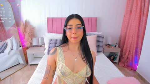   online show from 22, 2, 2025