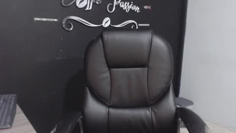 Snapshot of kathe0v chatting on 26, 9, 2025 Call me Lau online show from 26, 9, 2025