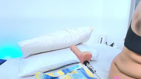 Emma online show from 10, 2, 2025