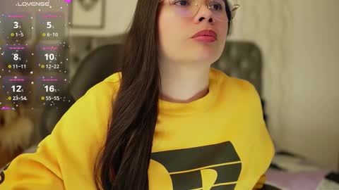 kathh_latorre online show from 5, 2, 2026