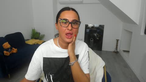 Snapshot of kathy_baby chatting on 11, 9, 2025 online show from 11, 9, 2025