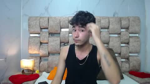 Kaht y Aiden online show from 25, 4, 2026