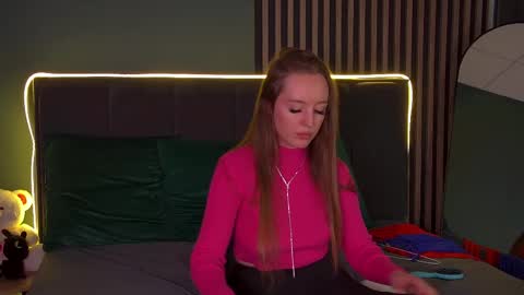 Snapshot of kathystewart chatting on 12, 9, 2025 Kathy online show from 12, 9, 2025