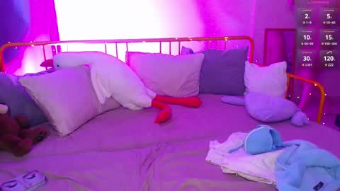 Katie Deville online show from 4, 3, 2025