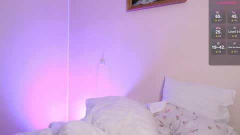 Katie Deville online show from 4, 10, 2025