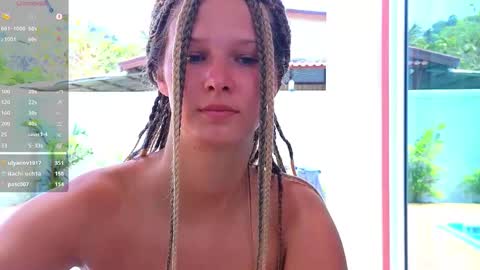 Snapshot of katie_dierse chatting on 5, 3, 2025 Katie online show from 5, 3, 2025