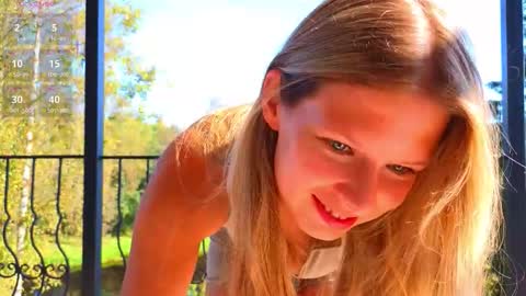 Snapshot of katie_dierse chatting on 9, 9, 2025 Katie online show from 9, 9, 2025