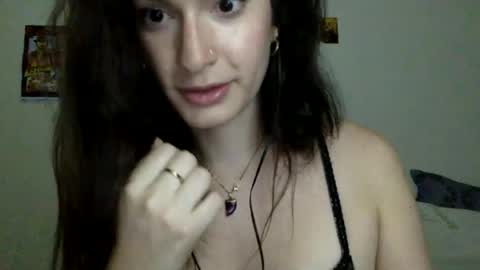 katie_jones_30 online show from 24, 7, 2026