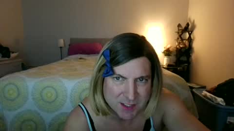 katieutopia online show from 11, 11, 2025