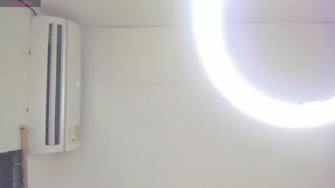 Snapshot of katitaluxury_hot chatting on 20, 5, 2026 katitaluxury_hot online show from 20, 5, 2026