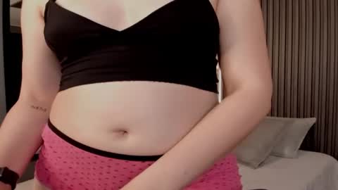 Snapshot of katiusky chatting on 4, 7, 2026 Kati online show from 4, 7, 2026
