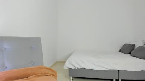 Follow me on instagram and twitter as correaktnees online show from 2, 2, 2025