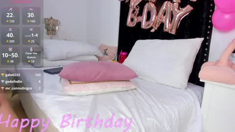 Snapshot of katrina_moore chatting on 17, 1, 2025 katrina moore online show from 17, 1, 2025