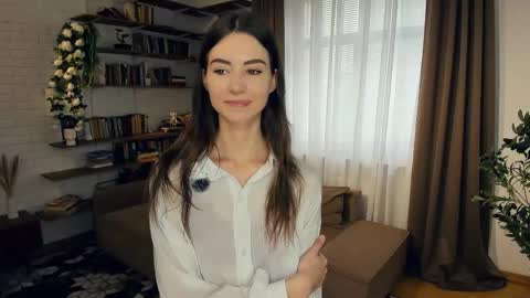 Kate Aurora online show from 8, 3, 2026