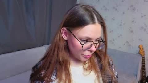 Snapshot of katrinmilima chatting on 17, 3, 2026 Hello im Caroline online show from 17, 3, 2026