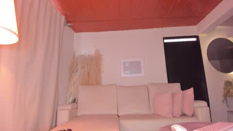 Snapshot of katted_ chatting on 18, 10, 2025 katte online show from 18, 10, 2025