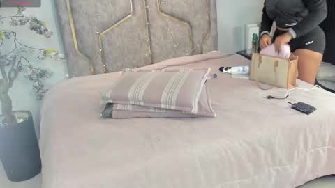 Katerine online show from 10, 11, 2025