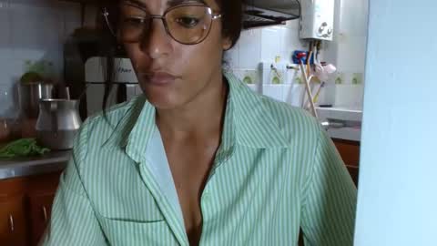 KattleyaGrey online show from 10, 3, 2025