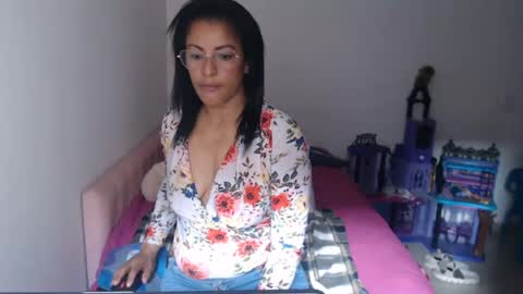 KattleyaGrey online show from 24, 7, 2026