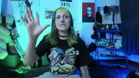 Snapshot of kattx_ chatting on 24, 5, 2026 kattx independent model online show from 24, 5, 2026