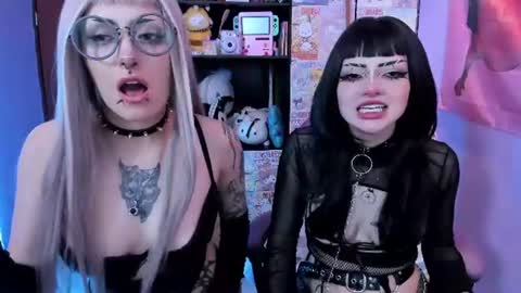 kattx   independent model online show from 25, 7, 2026