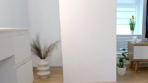 Katty Perry online show from 9, 4, 2026