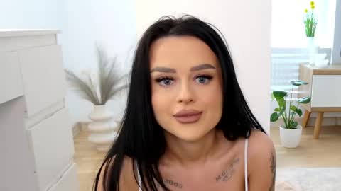 Katty Perry online show from 20, 4, 2026