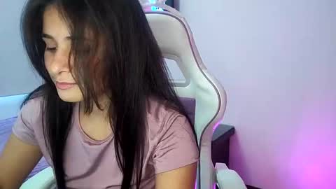 Snapshot of katty_rain1 chatting on 30, 10, 2025 katherin online show from 30, 10, 2025