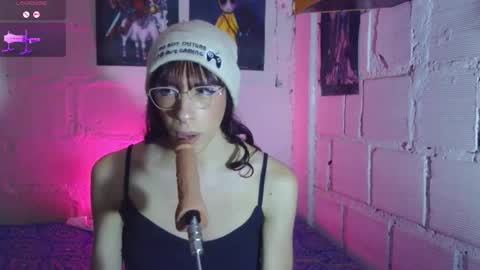 kattycat_ online show from 5, 12, 2025